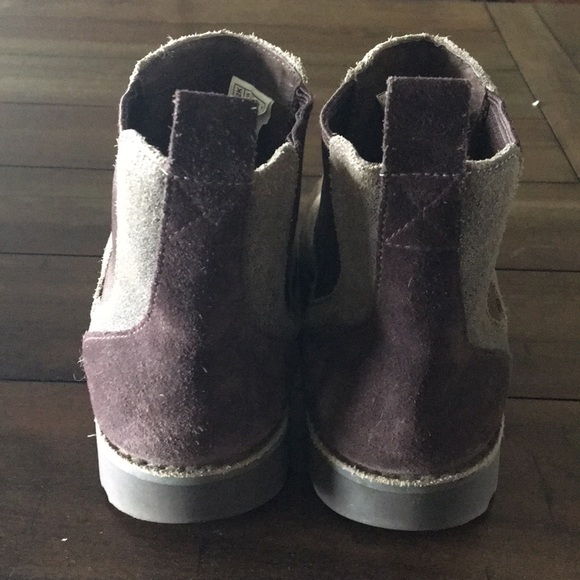 Boy ugg boots - Picture 2 of 3